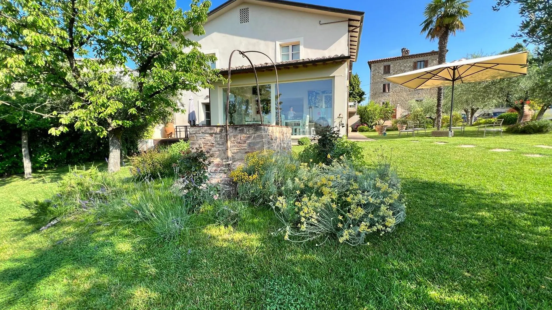 Corteviva Rooms Perugia 0*,  Italy